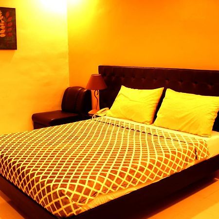 Urbantel Hotel Lucena Eksteriør bilde