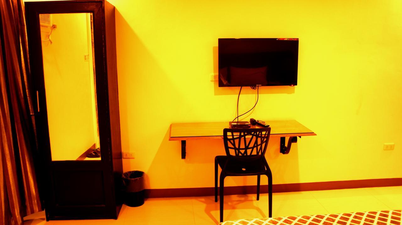 Urbantel Hotel Lucena Eksteriør bilde